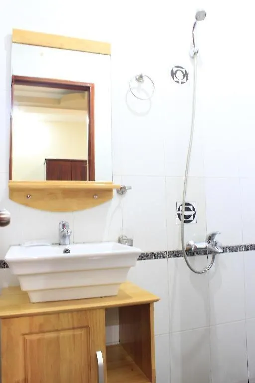Ya Hotel Πόλη Χο Τσι Μινχ 2*,